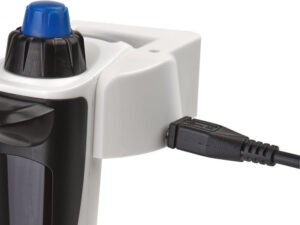 Electronic pipette with charging holder